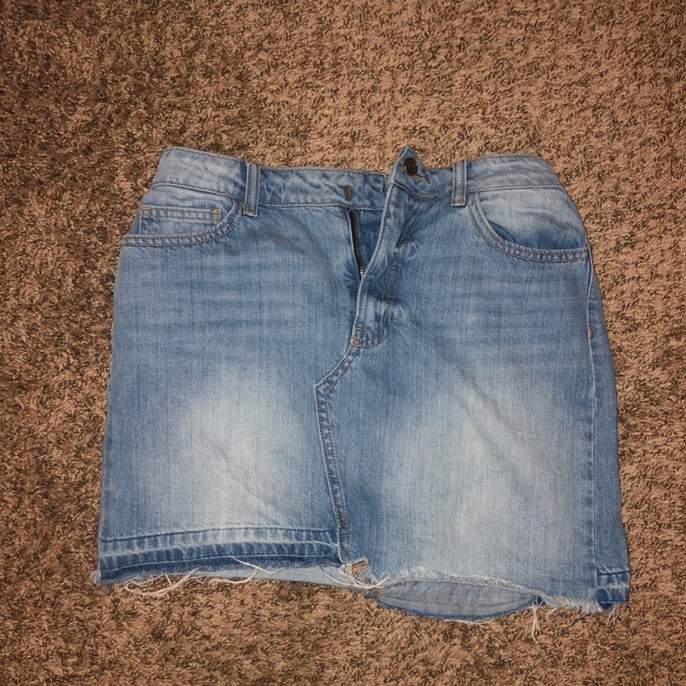 Denim skirt!